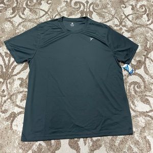 Men’s Old Navy active tee